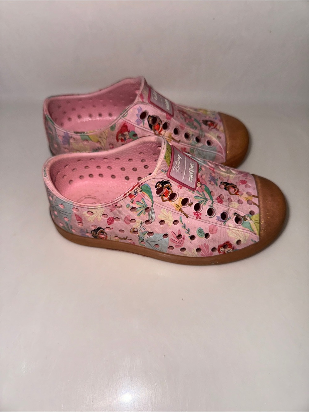 Kids Pink Slip-On Floral Disney Princess Native Sneakers size 8 toddler girl